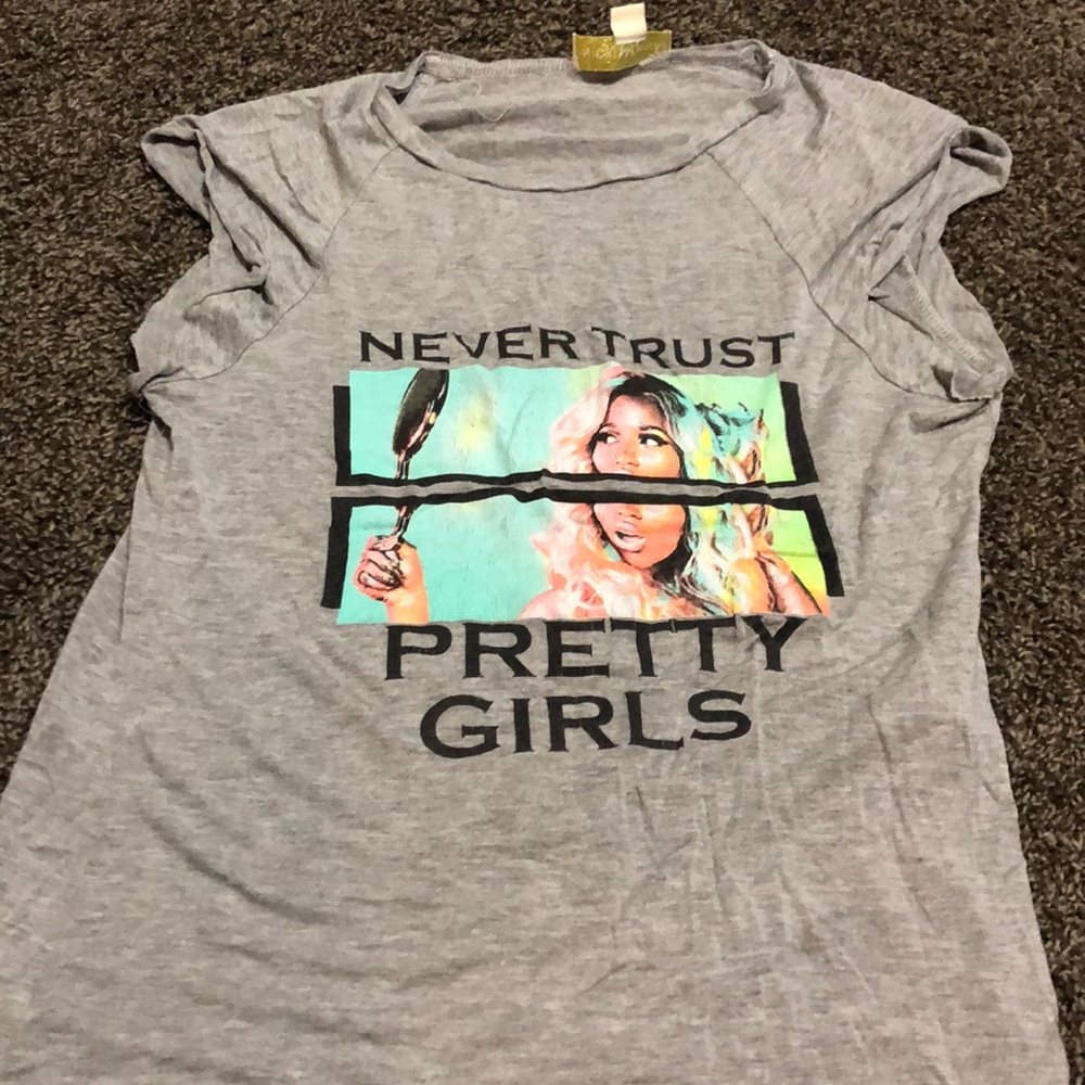 Nicki Minaj shirt
